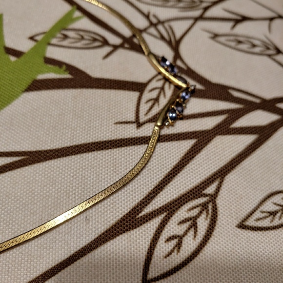 ✨Avon Vintage Necklace with Purple Stones✨ - Picture 3 of 7